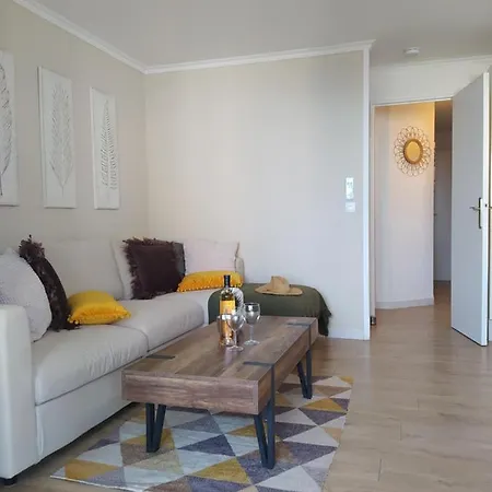 Apartment & *