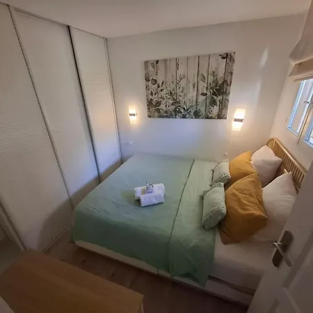 Apartment & Cannes